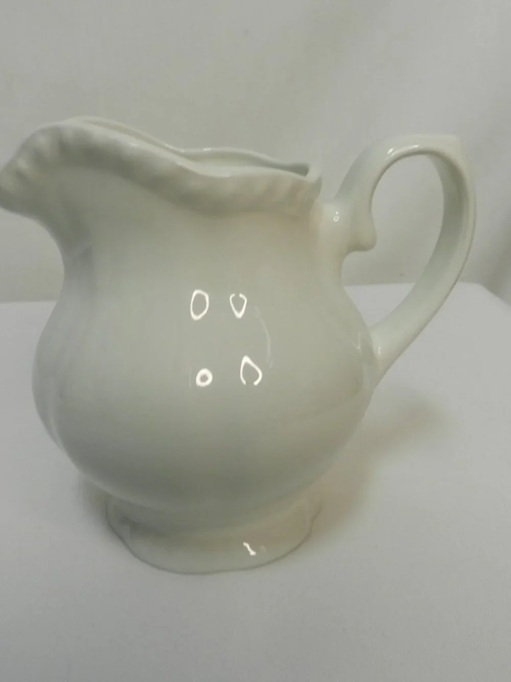 Johnson Brothers made in Staffordshire England white Creamer Sugar bowl & Plate